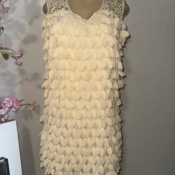 Champagne Cream Sleeveless V-Neck Sheath Mini Dress - Picture 1 of 5